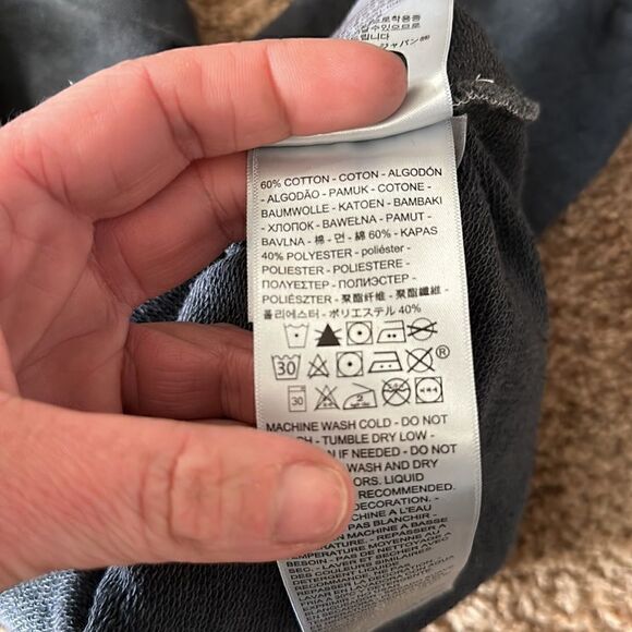 Upcycled Small Oversized Crop Levi's Crew Neck Sweater - Picture 4 of 4